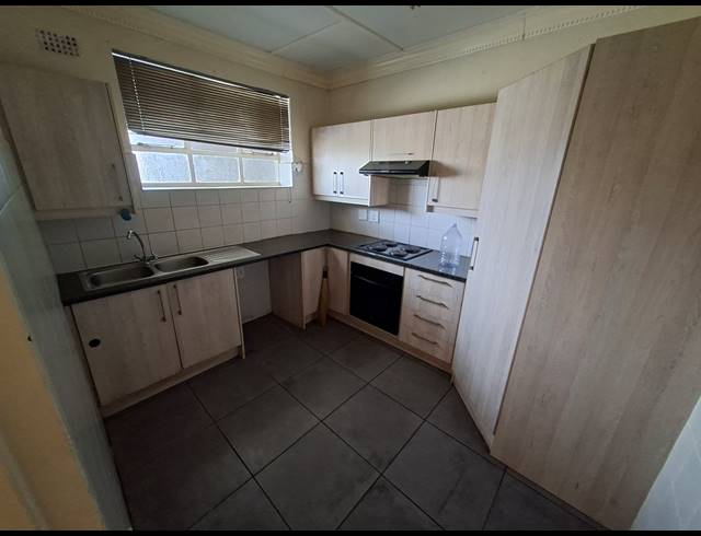 1 BEDROOM APARTMENT FOR SALE IN LAMBTON